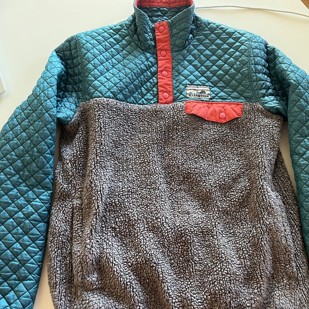 Patagonia Mixed Media Snap-T Pullover Quilted